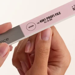 Essence Accessoires The 4 In 1 Profi File von