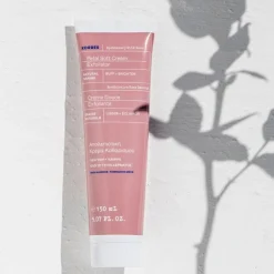 KORRES Apothecary Wild Rose Sanfte Gesichtspeeling-Creme von