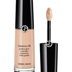 Armani Luminous Silk Multi-Purpose Glow Concealer