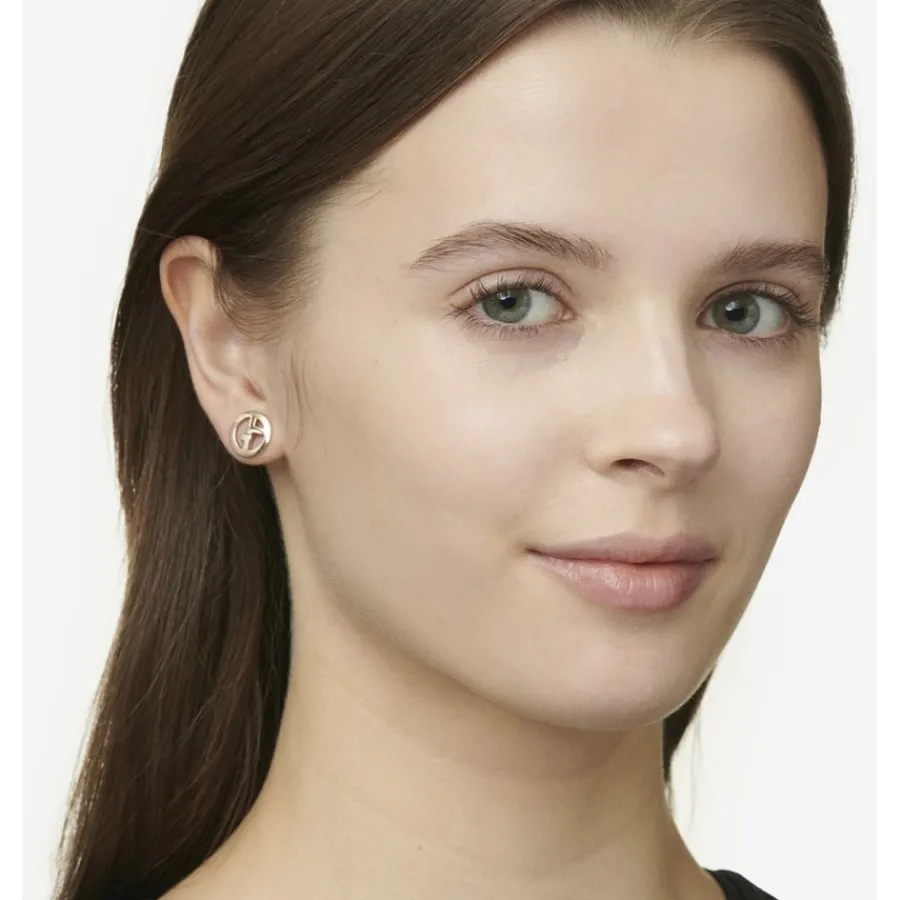 Armani Luminous Silk Multi-Purpose Glow Concealer