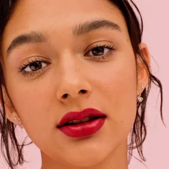 Benefit Plushtint - Feuchtigkeitsspendender Matter Tint Online