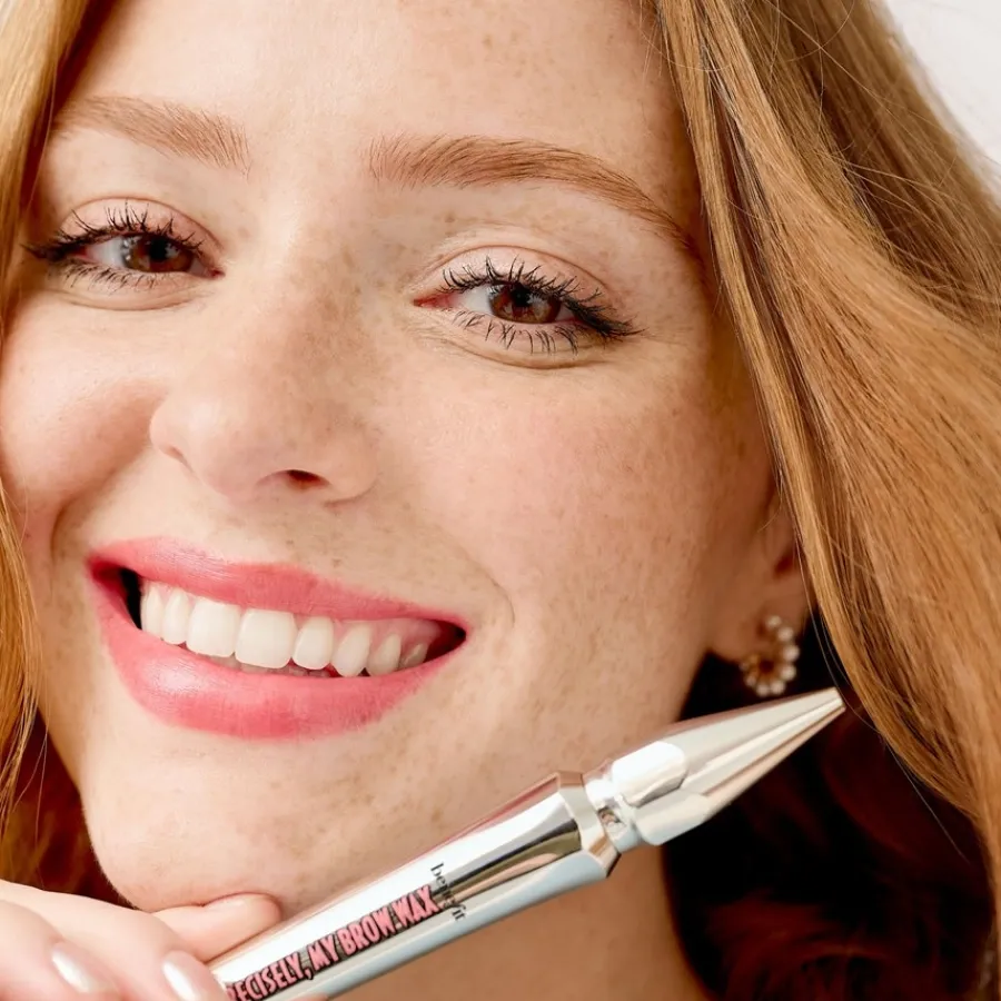 Benefit Precisely, My Brow Wax - Stark pigmentiertes, formendes Augenbrauen Wachs