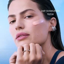 Biotherm Blue Therapy Blue Peptides Uplift Cream von