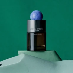 Molton Brown Bluebell & Wild Strawberry Eau de Parfum Spray von Outlet