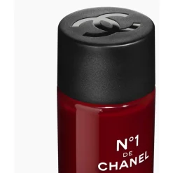 CHANEL N°1 DE REVITALISIERENDES AUGENSERUM Glättet – Erfrischt – Öffnet den Blick