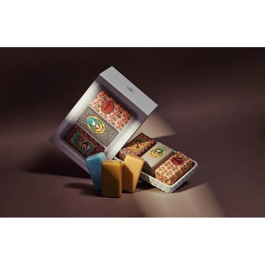 Claus Porto Classico Ondina Sea Mist Wax Sealed Soap von