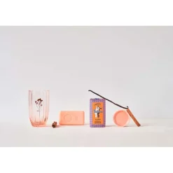 Claus Porto Classico Tango Tobacco Blossom Wax Sealed Soap von Discount