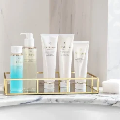 Clu00E9 de Peau Beautu00E9 Clé de Peau Beauté Clarifying Cleansing Foam