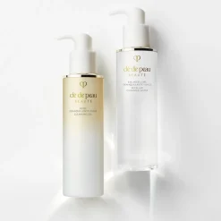 Clu00E9 de Peau Beautu00E9 Clé de Peau Beauté Cleansing Oil Outlet