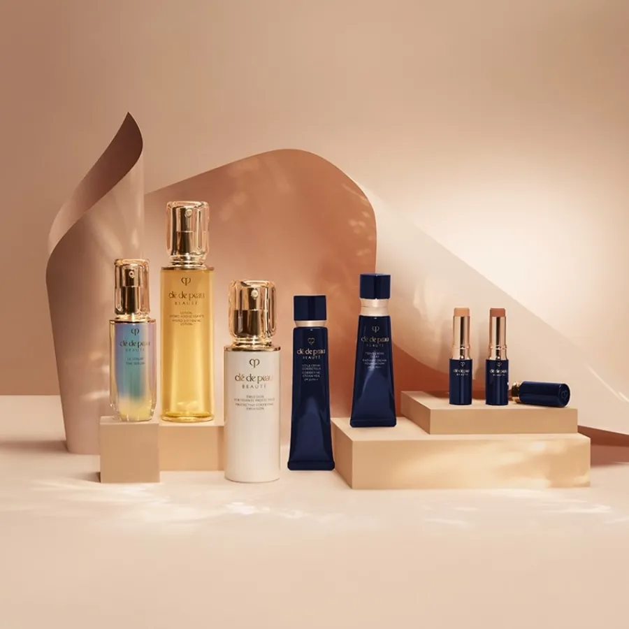 Clu00E9 de Peau Beautu00E9 Clé de Peau Beauté Correcting Cream Veil Best