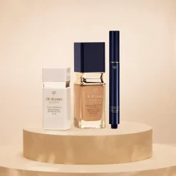 Clu00E9 de Peau Beautu00E9 Clé de Peau Beauté Radiant Fluid Foundation Natural Online