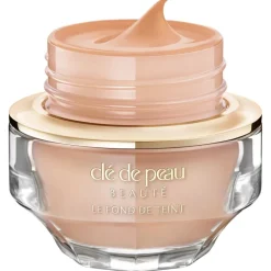 Clu00E9 de Peau Beautu00E9 Clé de Peau Beauté The Foundation