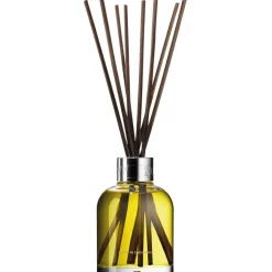 Molton Brown Coastal Cypress & Sea Fennel Aroma Reed Diffuser von Sale