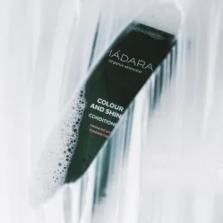 Mu00C1DARA Conditioner Colour & Shine Conditioner von MÁDARA