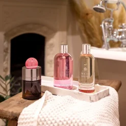 Molton Brown Delicious Rhubarb & Rose Eau de Parfum Spray von New