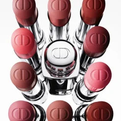 DIOR Addict Lippenstift mit Glanz-Finish – 90 % Inhaltsstoffe natürlichen Ursprungs – Nachfüllbar New