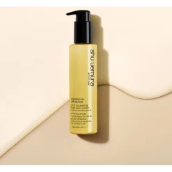 Shu Uemura Essence Absolue Oil-In-Cream von