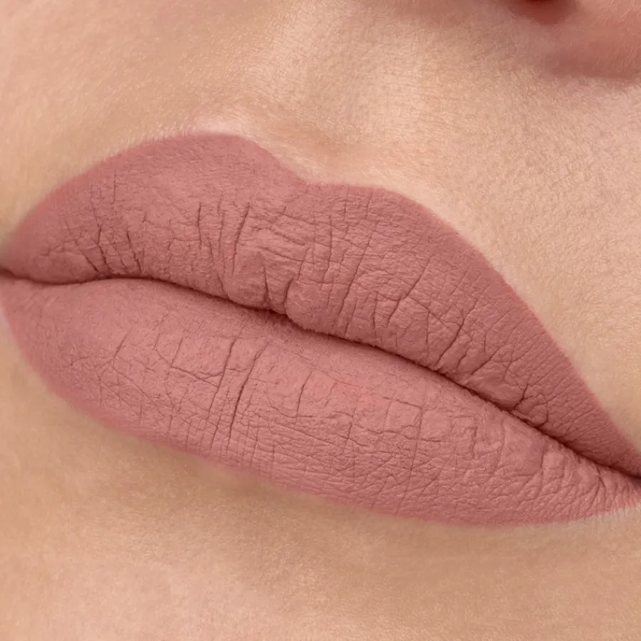 Essence 8H Matte Liquid Lipstick