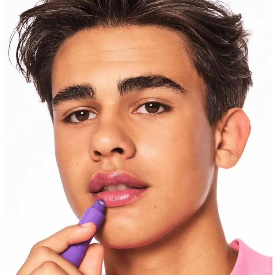 Essence Heart Core Fruity Lip Balm