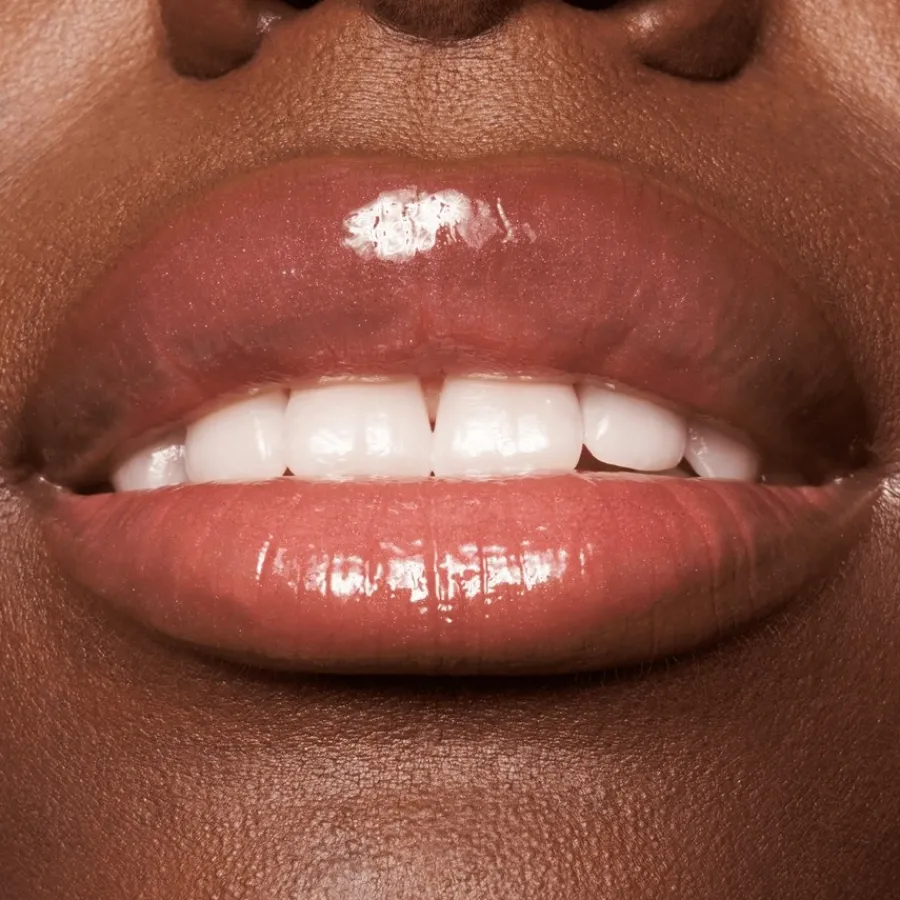 Essence The Super Balm Glossy Lip Treatment