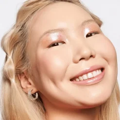 Essence The Super Balm Glossy Lip Treatment