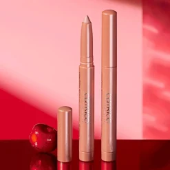 Catrice Eternal Red Eye Crayon von