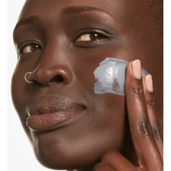 Clinique Exfoliationsprodukte 2-in-1 Charcoal Mask + Scrub von