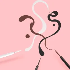 Essence Eyeliner & Kajal Lash Princess Liquid Liner von