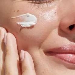 Zao Feuchtigkeitspflege Moisturising Rich Cream von