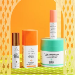 Drunk Elephant Feuchtigkeitspflege Resort to This Set von