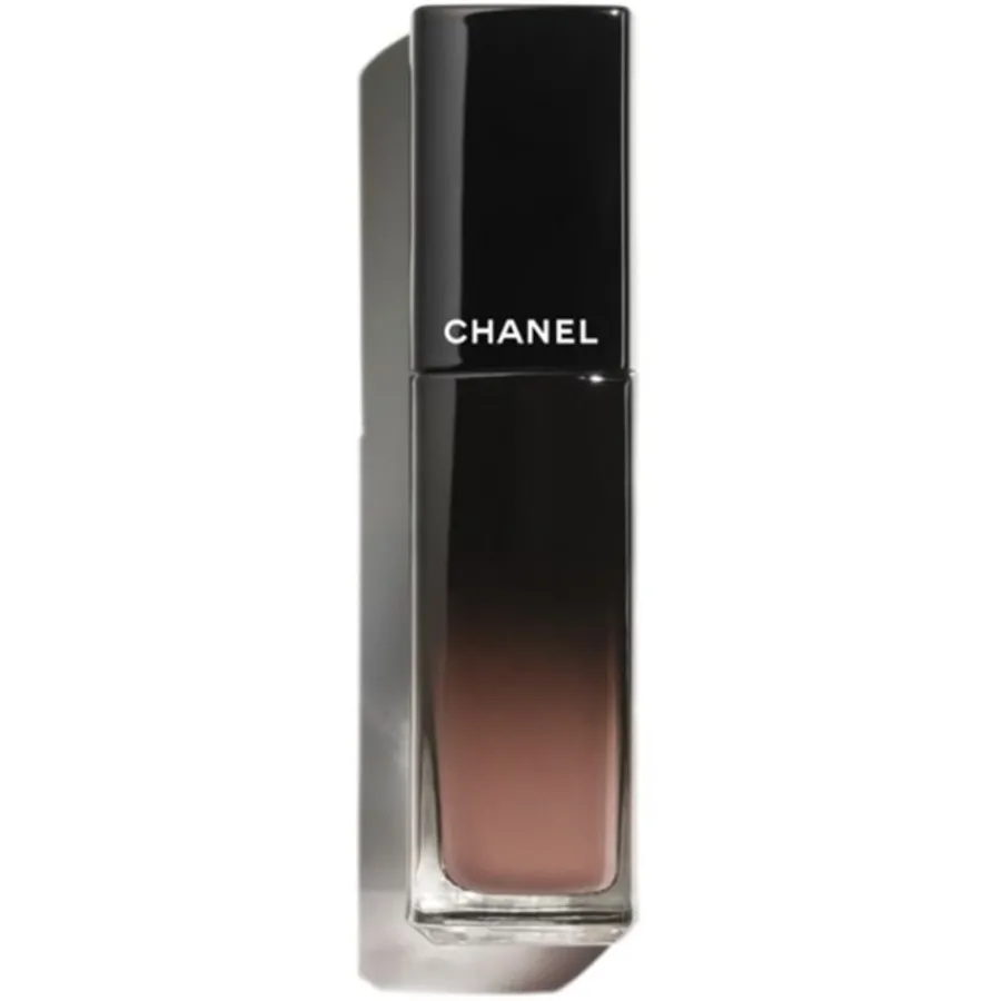 CHANEL FLUID-LIPPENSTIFTE ROUGE ALLURE LAQUE Der glänzende Fluid-Lippenstift mit langem Halt von Hot