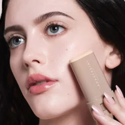 Anastasia Beverly Hills Foundation Beauty Balm Serum Boosted Skin Tint von New