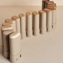 Anastasia Beverly Hills Foundation Beauty Balm Serum Boosted Skin Tint von New