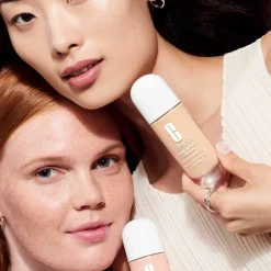 Clinique Foundation Even Better Vitamin Makeup SPF50 von New