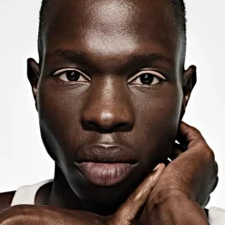 smashbox Foundation Halo Healthy Glow All-in-One Tinted Moisturizer SPF25 von