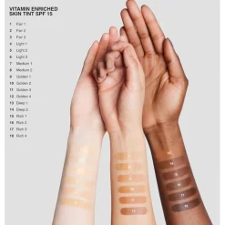 Bobbi Brown Foundation Vitamin Enriched Skin Tint von