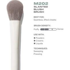 Morphe Gesichtspinsel M202 Slanted Blush Brush von Hot
