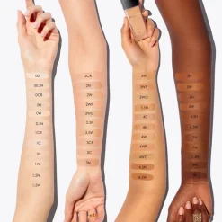 DIOR Grundierung Forever 24H Foundation von Hot