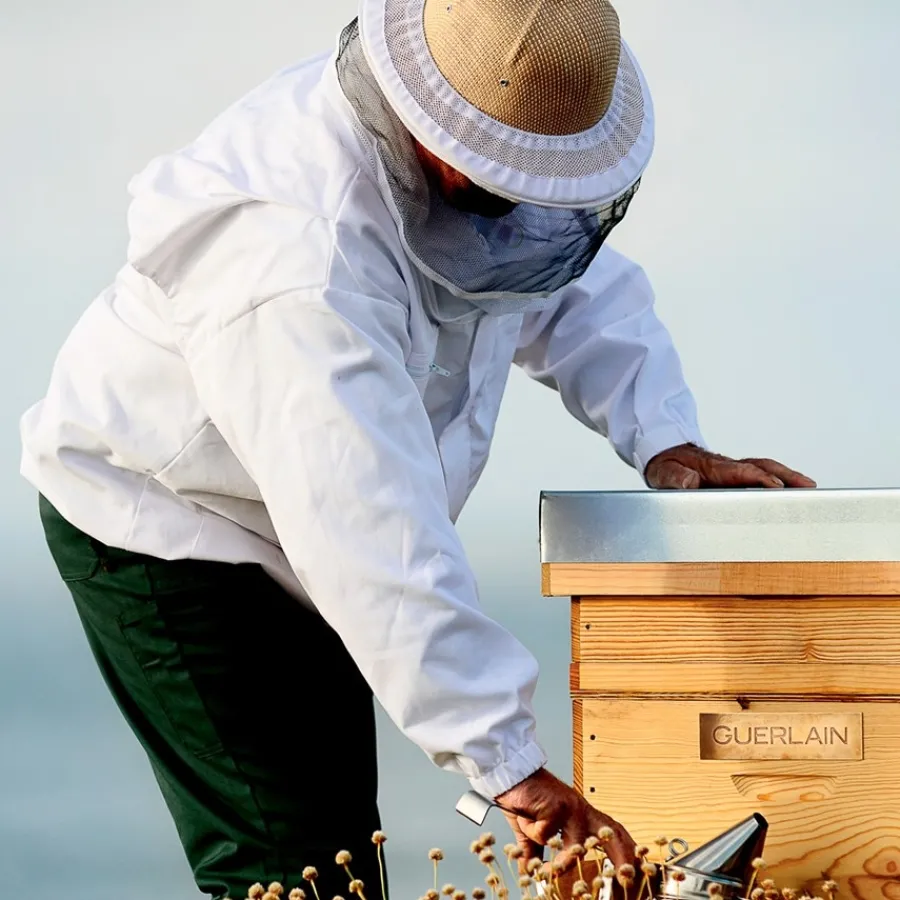 GUERLAIN Age Defying Serum G2