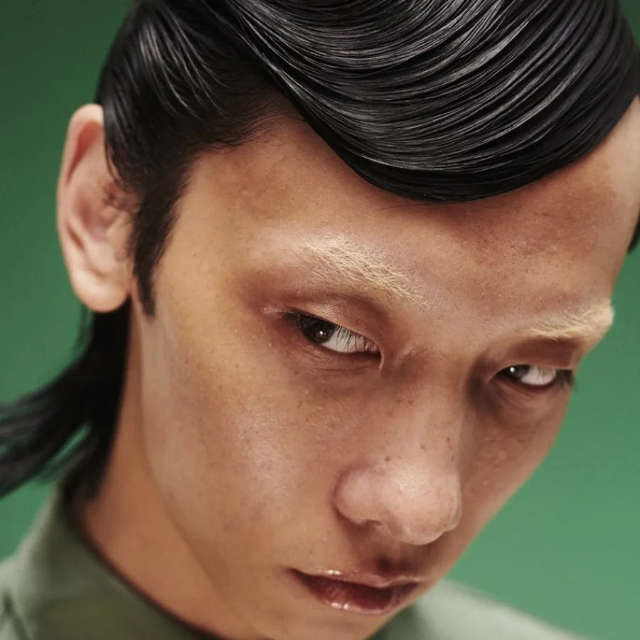 Schwarzkopf Professional Halt Freeze Strong Hold Hairspray von