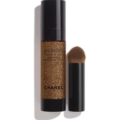 CHANEL HEALTHY GLOW MAKE-UP LES BEIGES TOUCHE DE TEINT Vielseitiges Make-up mit Mikrokapsel-Pigmenten für einen erfrischten Teint. Gleicht aus, verleiht Leuchtkraft, spendet Feuchtigkeit. Natürlich frischer Teint. von