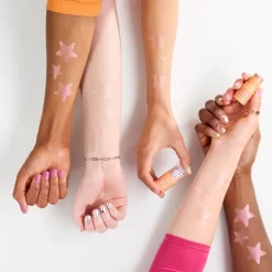 Essence Highlighter Baby Got Bronze Highlighter Stick von Outlet