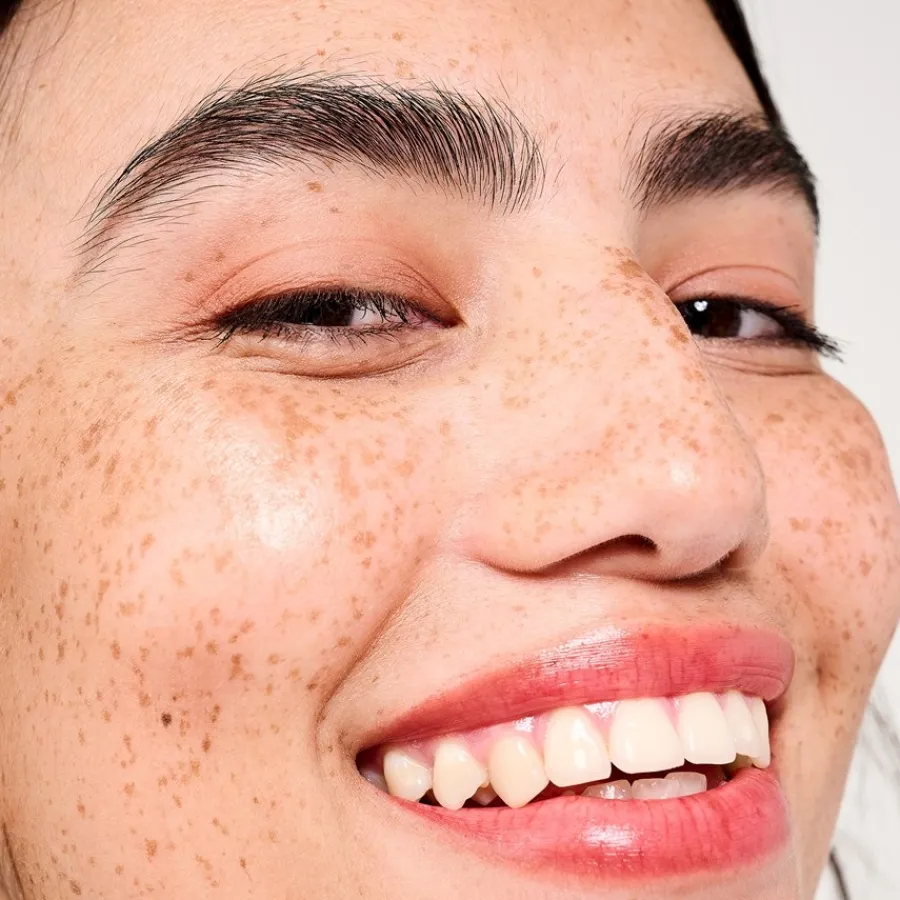 Benefit Highlighter Dew-la-la glowy Flüssig-Highlighter von Outlet