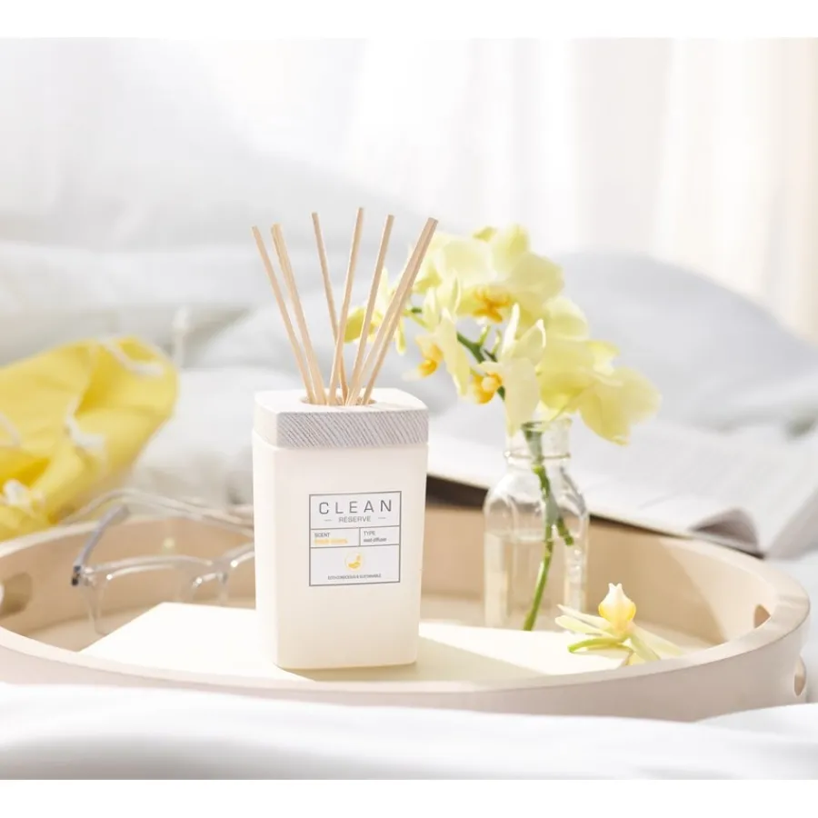 CLEAN Reserve Home Collection Fresh Linens Diffuser von Hot