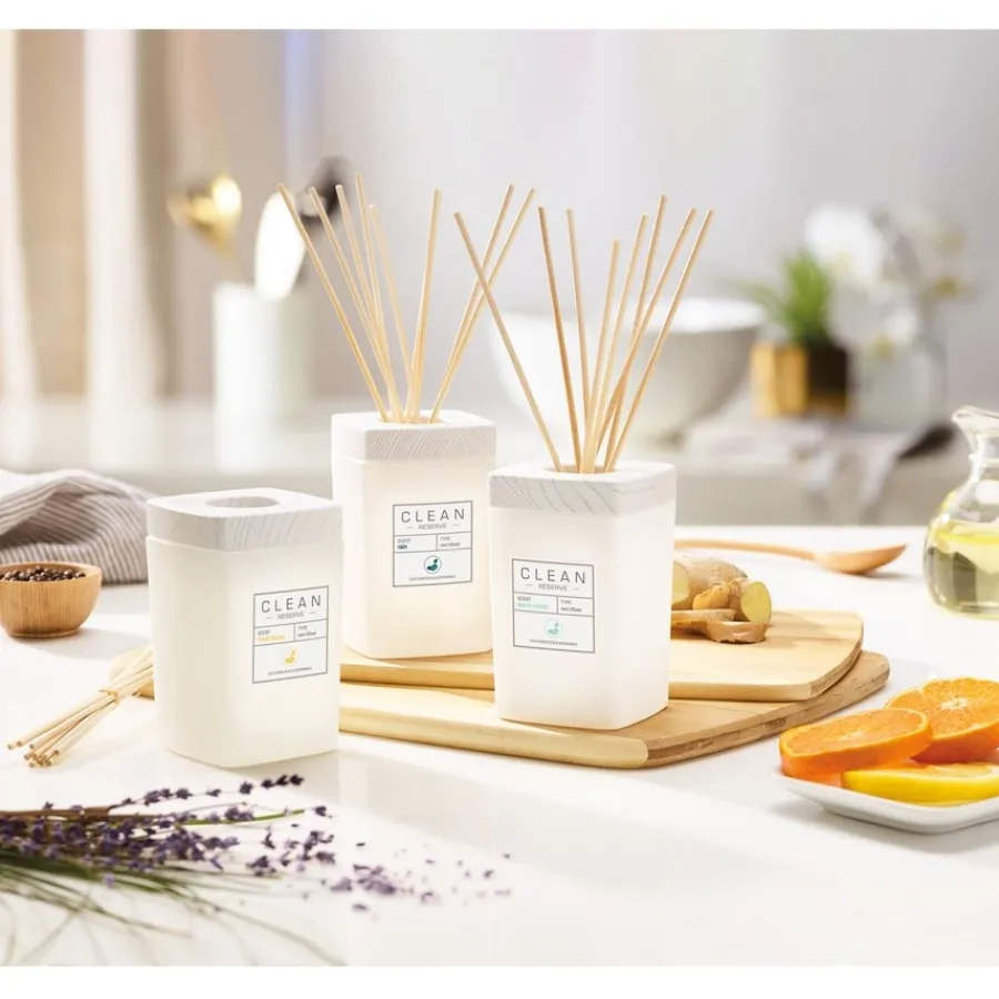 CLEAN Reserve Home Collection Fresh Linens Diffuser von Hot