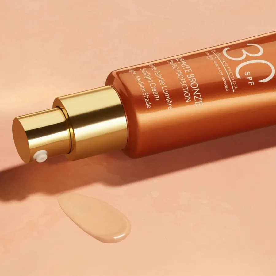 Lancaster Infinite Bronzer Tinted Sunlight Cream SPF30 von