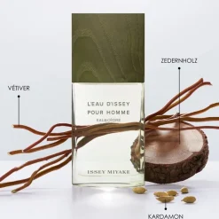 Issey Miyake L'Eau d'Issey pour Homme Eau & Cèdre Eau de Toilette Spray Intense Discount