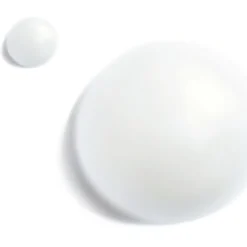 CHANEL LA CREME MAIN LA CRÈME MAIN nährt-pflegt geschmeidig-schenkt Leuchtkraft von