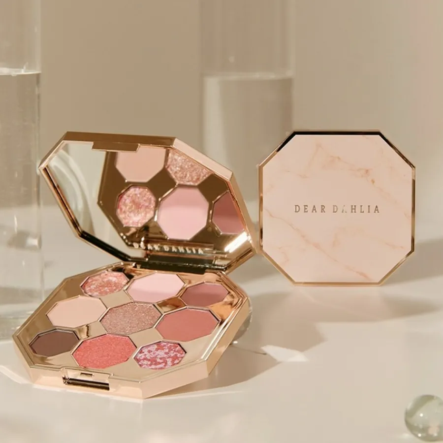 DEAR DAHLIA Lidschatten Blooming Edition Secret Garden Palette Tea Party von