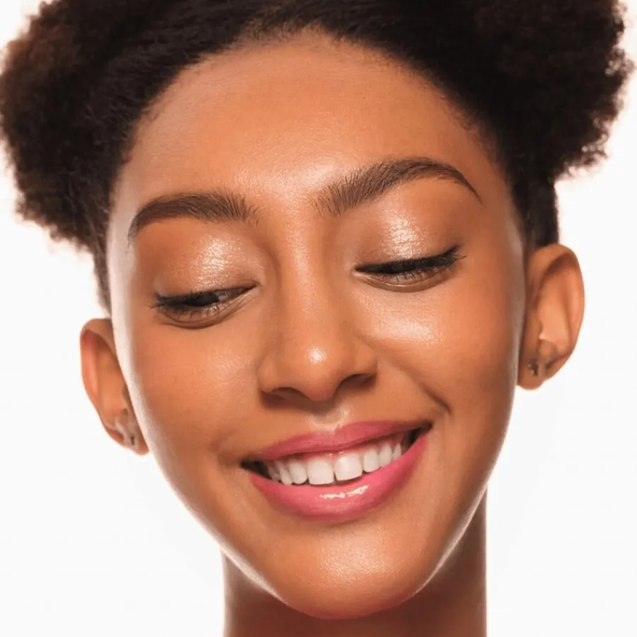 Essence Lidschatten Jelly Jewels Glitter Eyeshadow Topper von